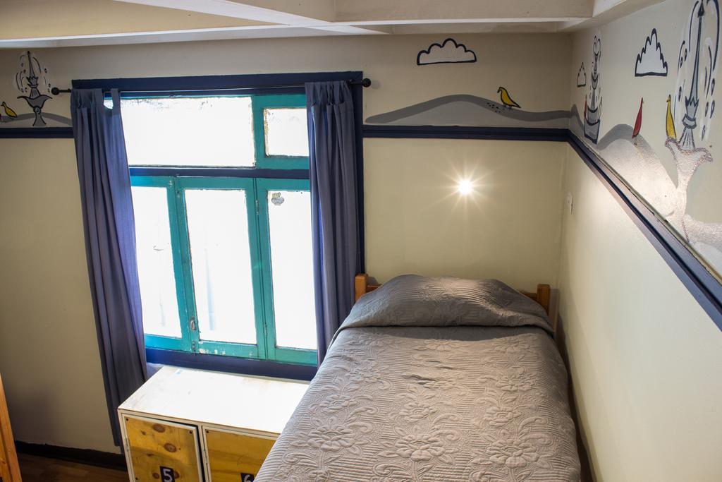 Hostal Forestal Santiago Exterior photo