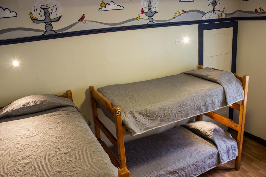 Hostal Forestal Santiago Exterior photo